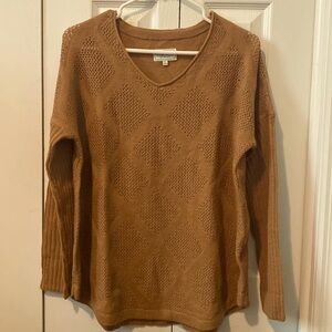 Brown Cherokee Sweater. SIZE: Large